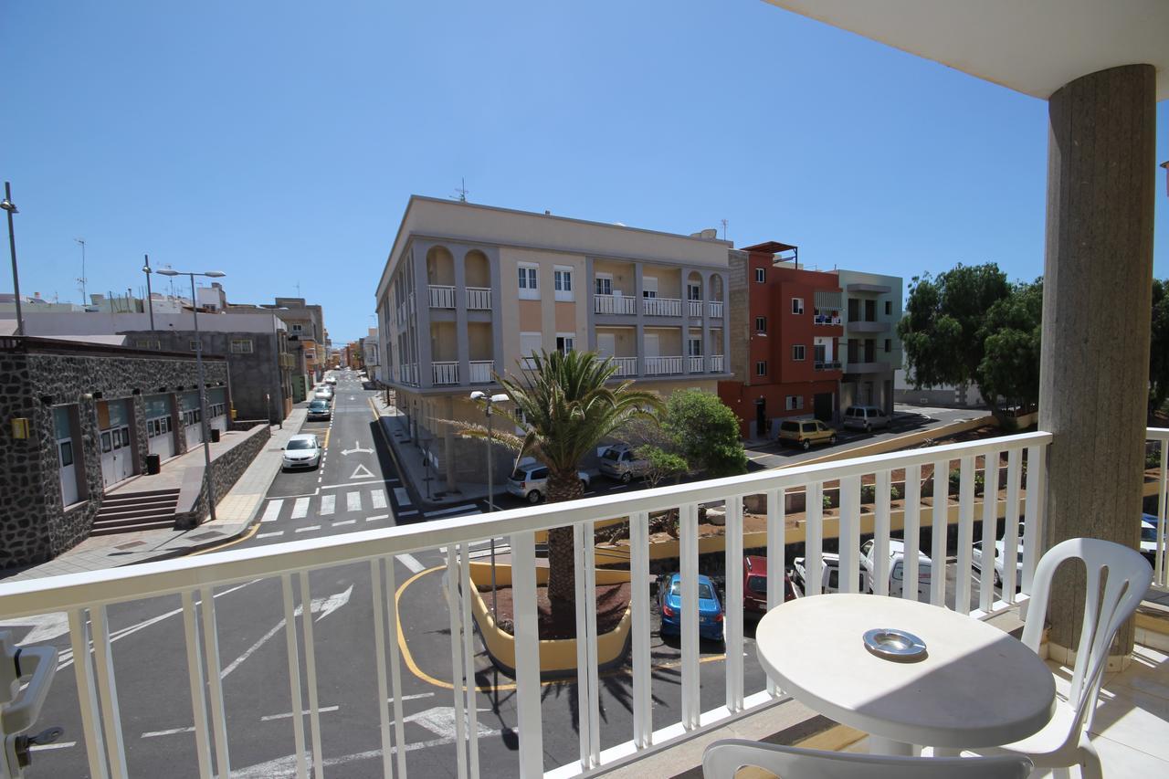 Apartamentos Isla Tenerife Sur (Adults Only) ลอสอาบรีกอส ภายนอก รูปภาพ